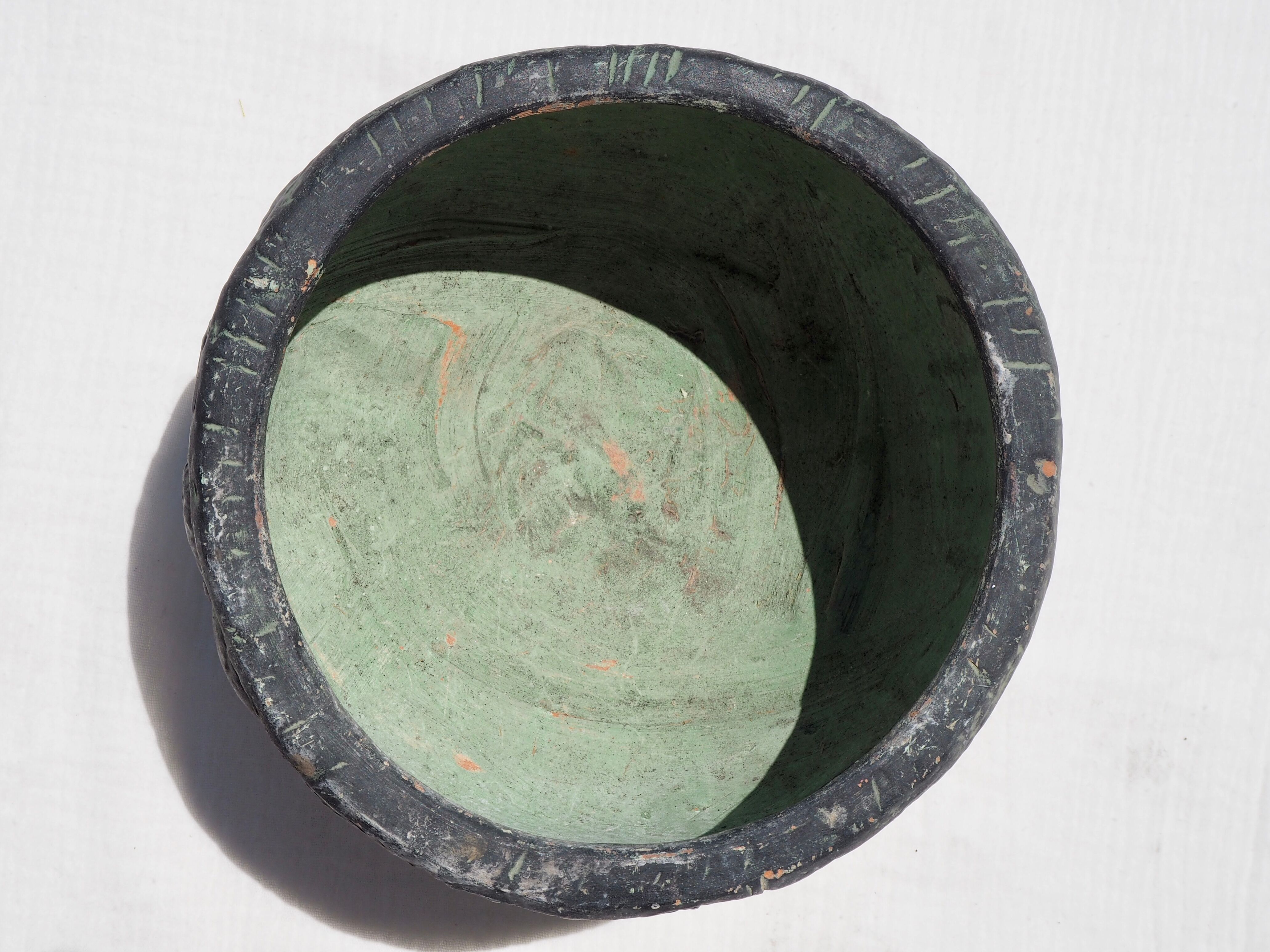 Cache-pot en pierre