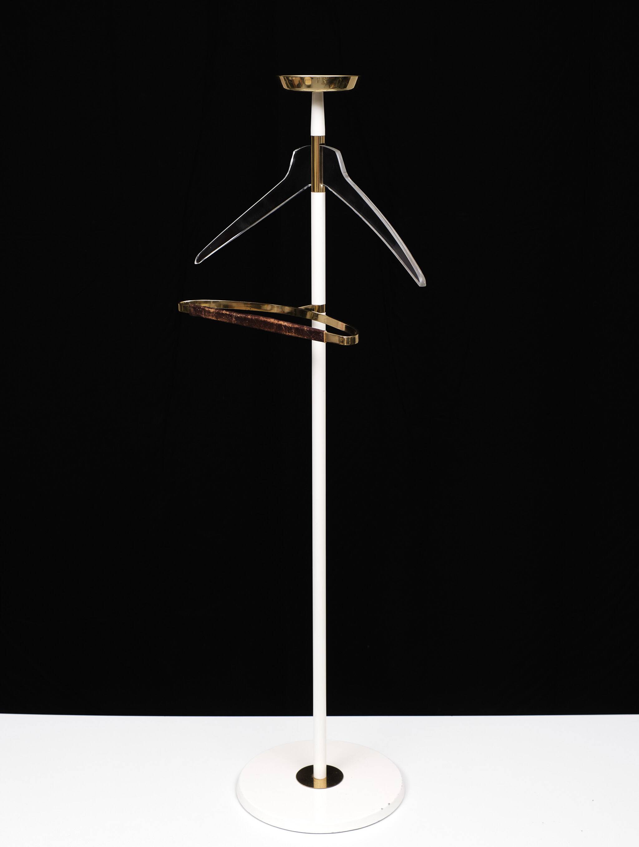 Valet stand Vereinigte Werkstätten 1950s Germany