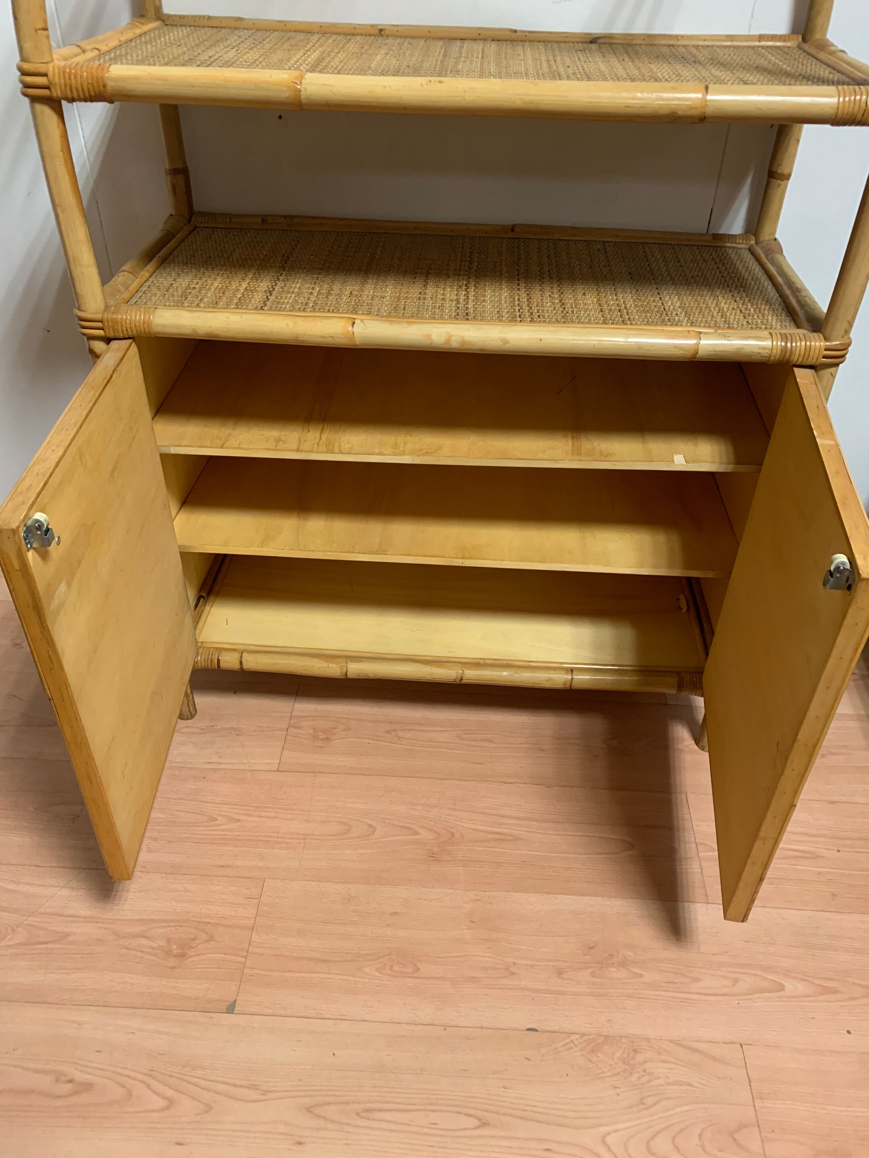 Rattan shelf cabinet from the 1980s'