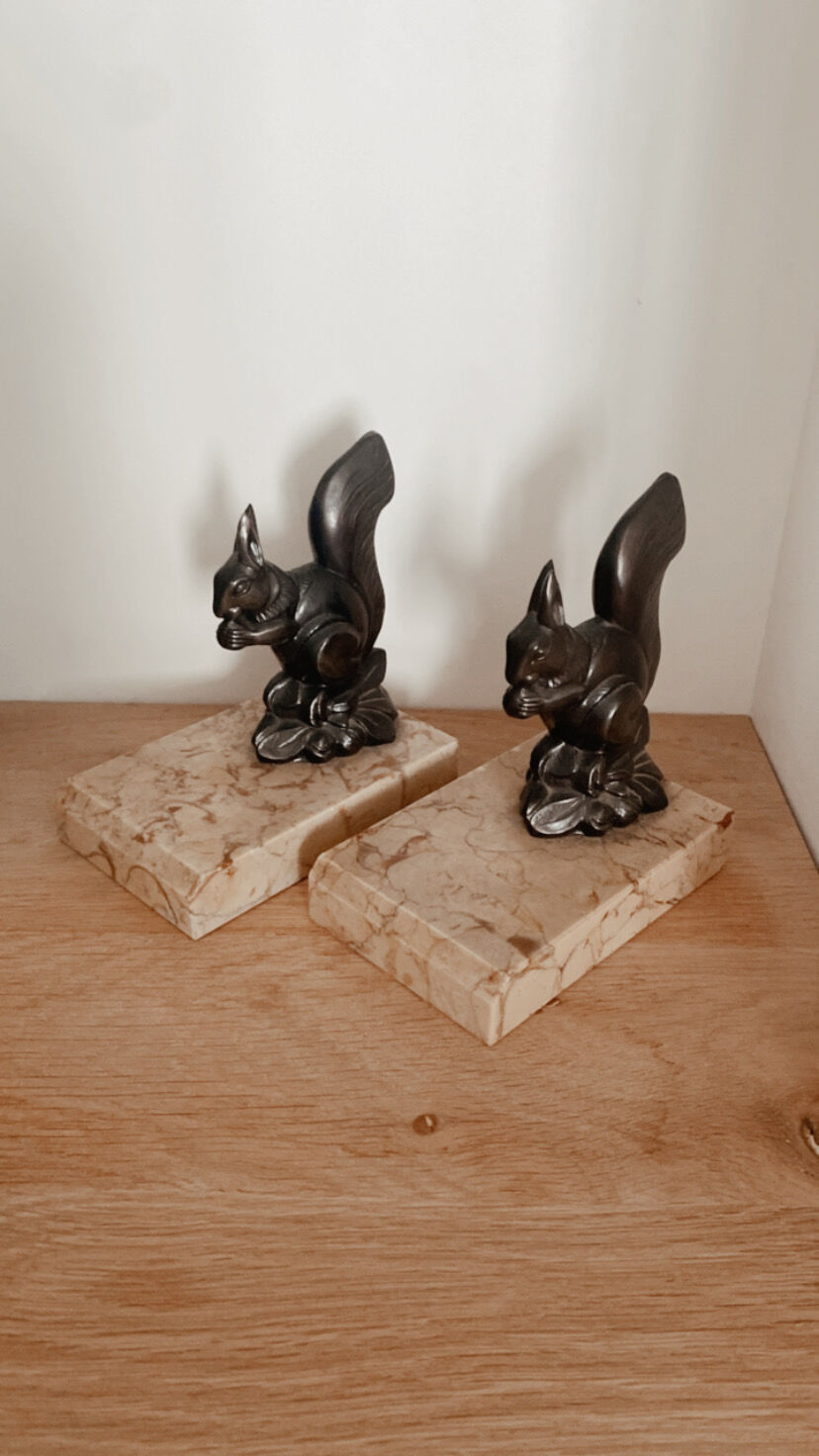 Bookends squirrels