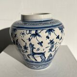 Blue and white Portuguese handmade vase with stylized pastoral pattern H:12,5cm