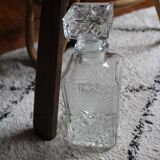 Crystal whiskey decanter square stopper