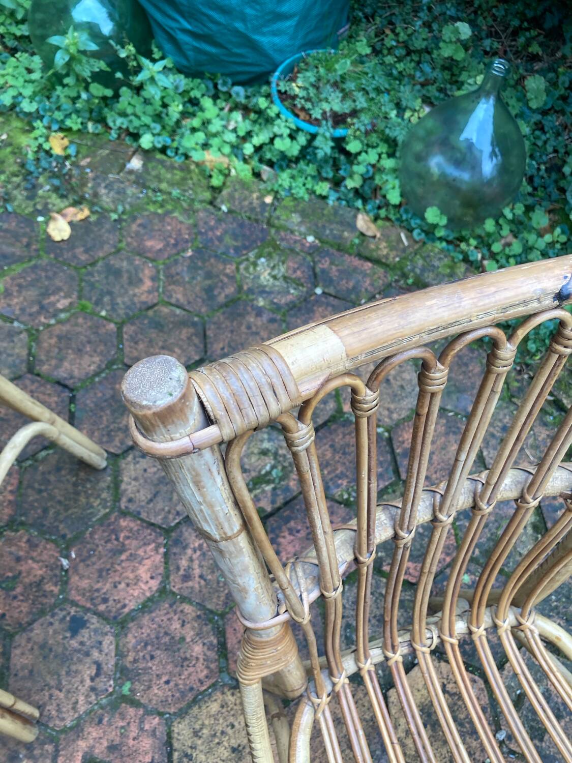 Lot de 10 chaises en rotin vintage