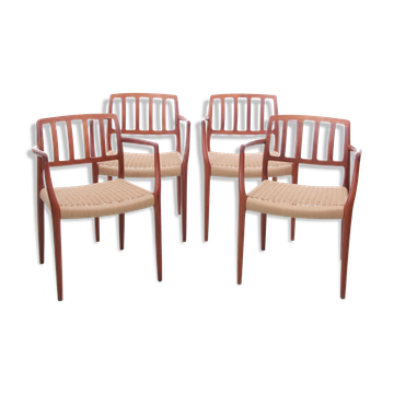 Suite of 4 Scandinavian teak armchairs model 66