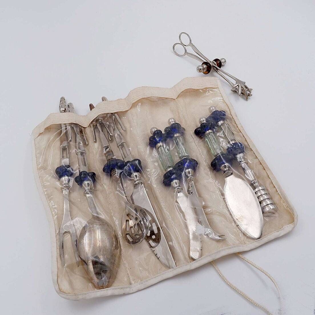 9-piece glass flower cutlery set