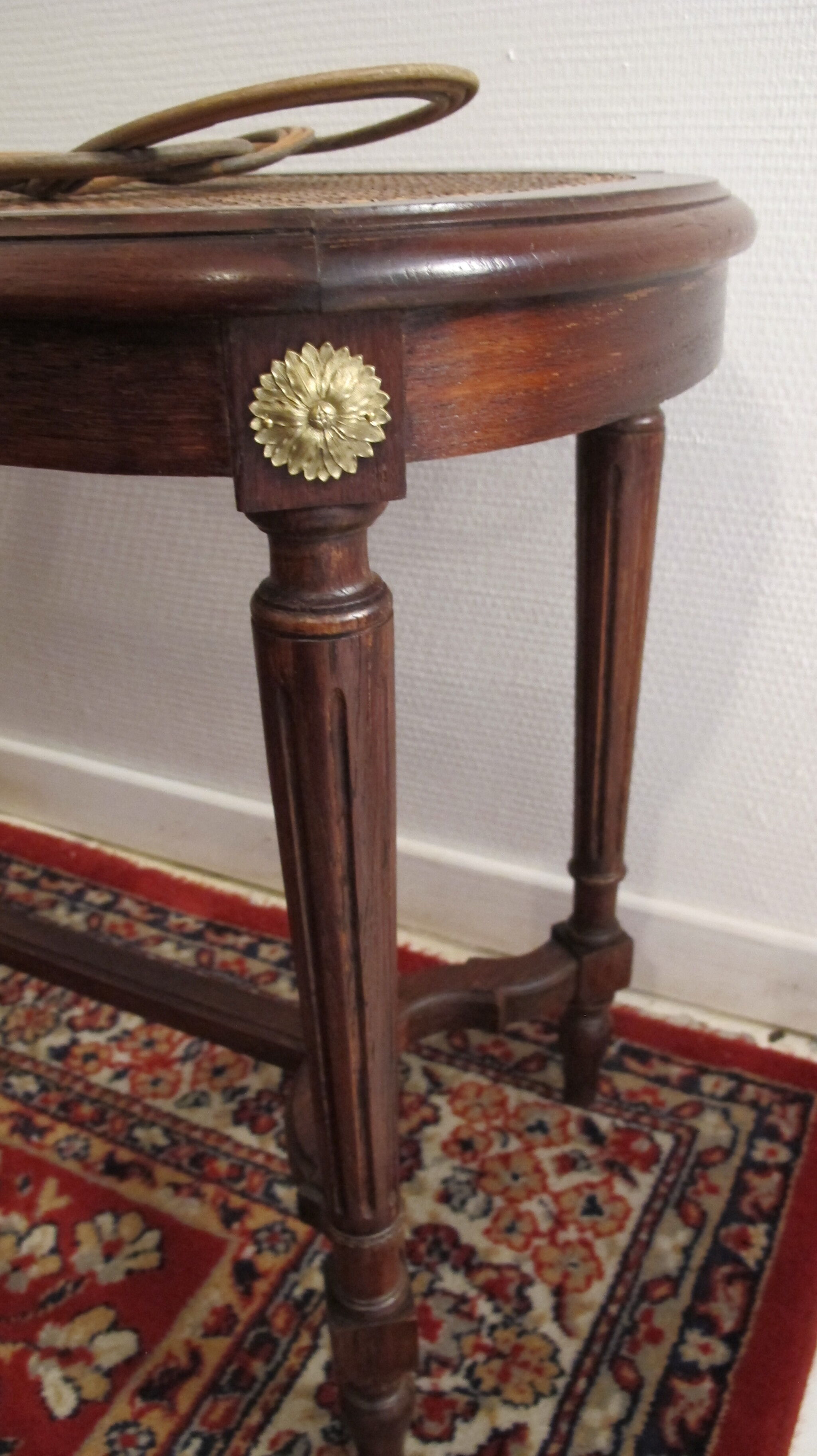 Mahogany piano bench