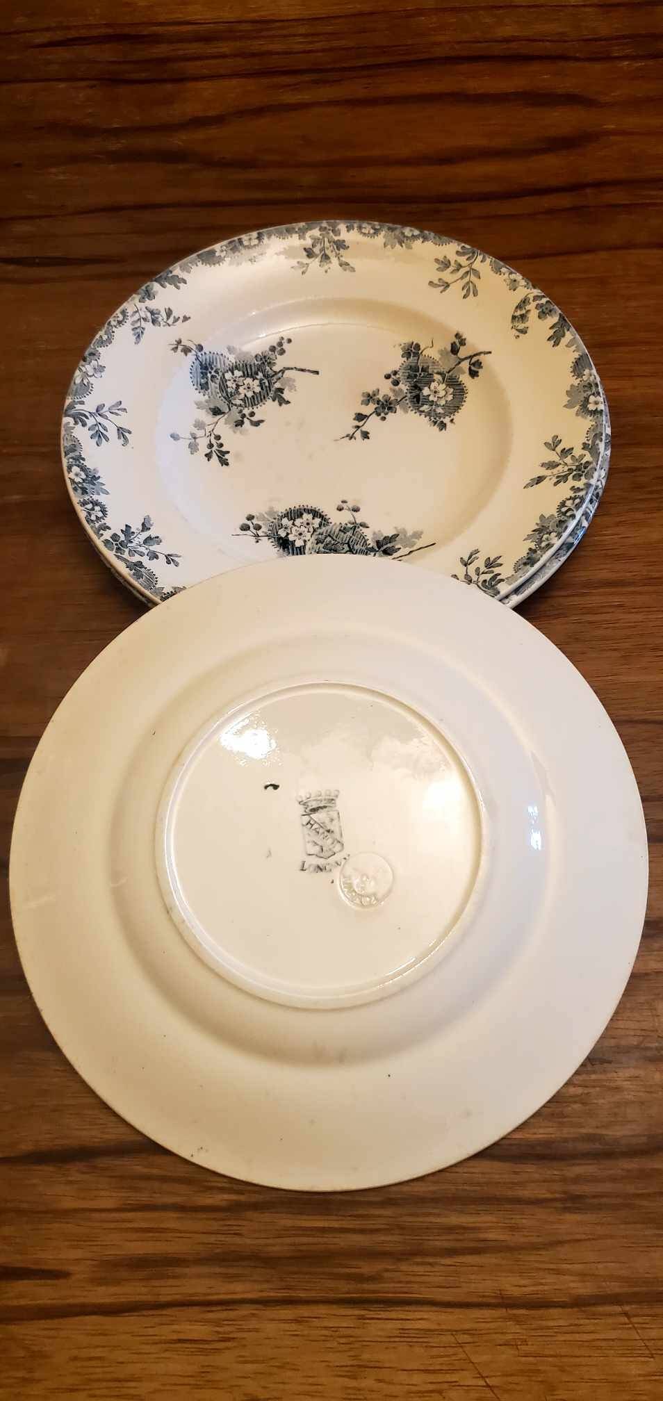 Set of 3 Longwy Hanoi model plates