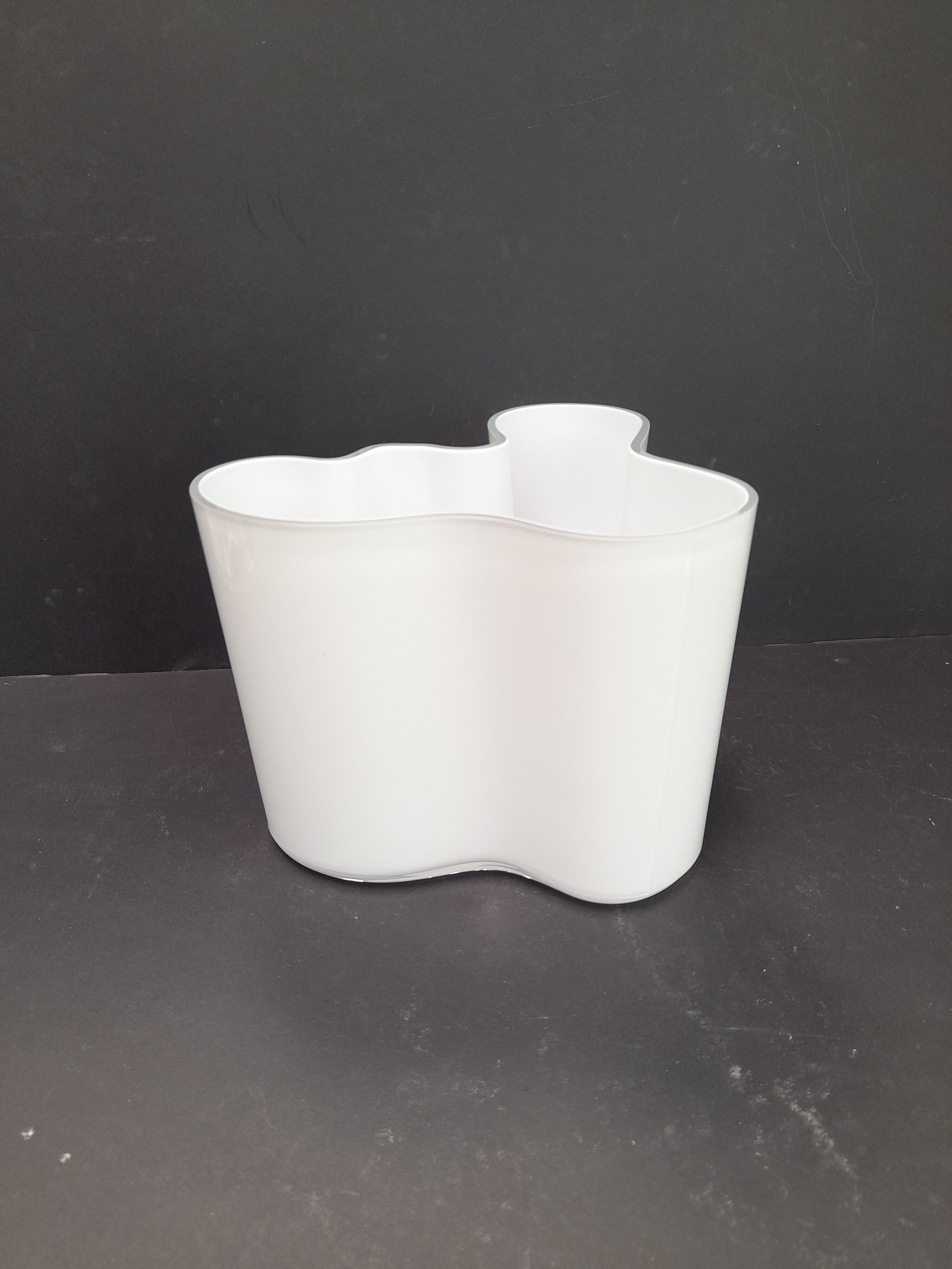 Large Savoy vase by Alvar Aalto for Iittala
