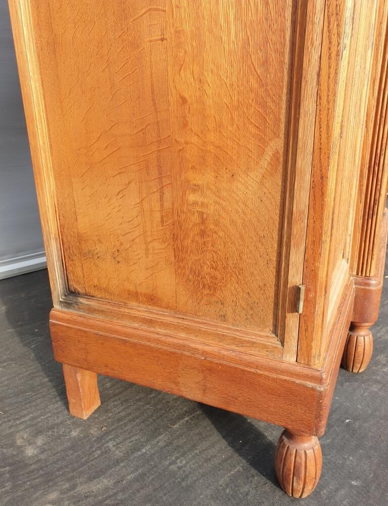 Library cabinet Art Deco columns with godrons