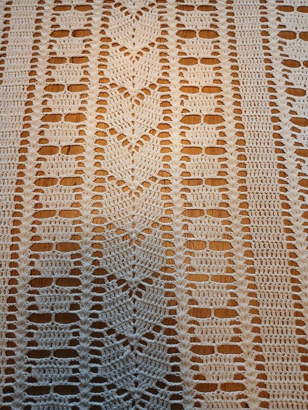 Dessus de lit ancien en crochet fait main