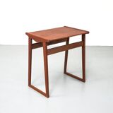 Petite table d'appoint en teck, années 1960