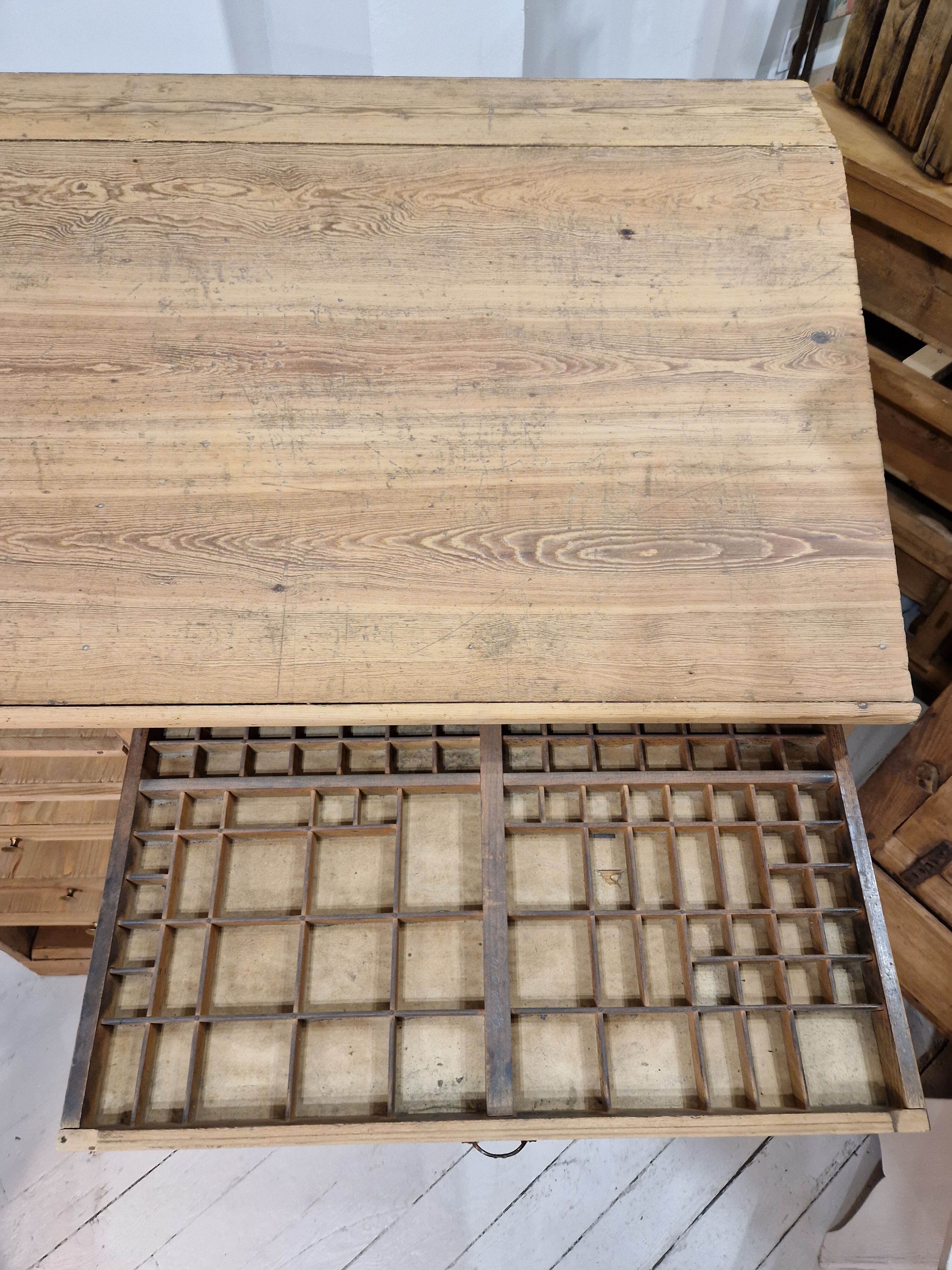 Printing furniture