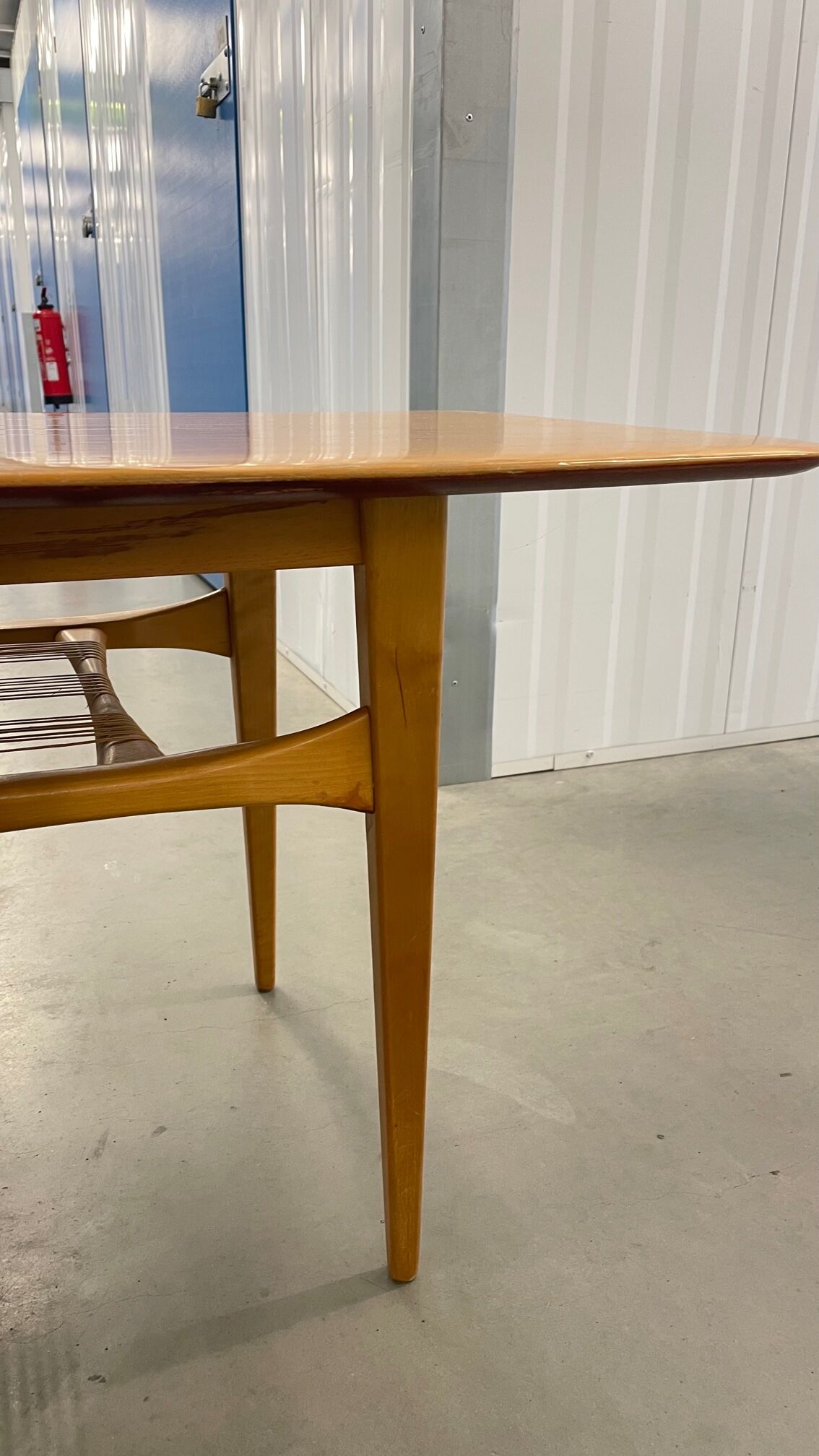 Lacquered wooden table from the 60s with revised door