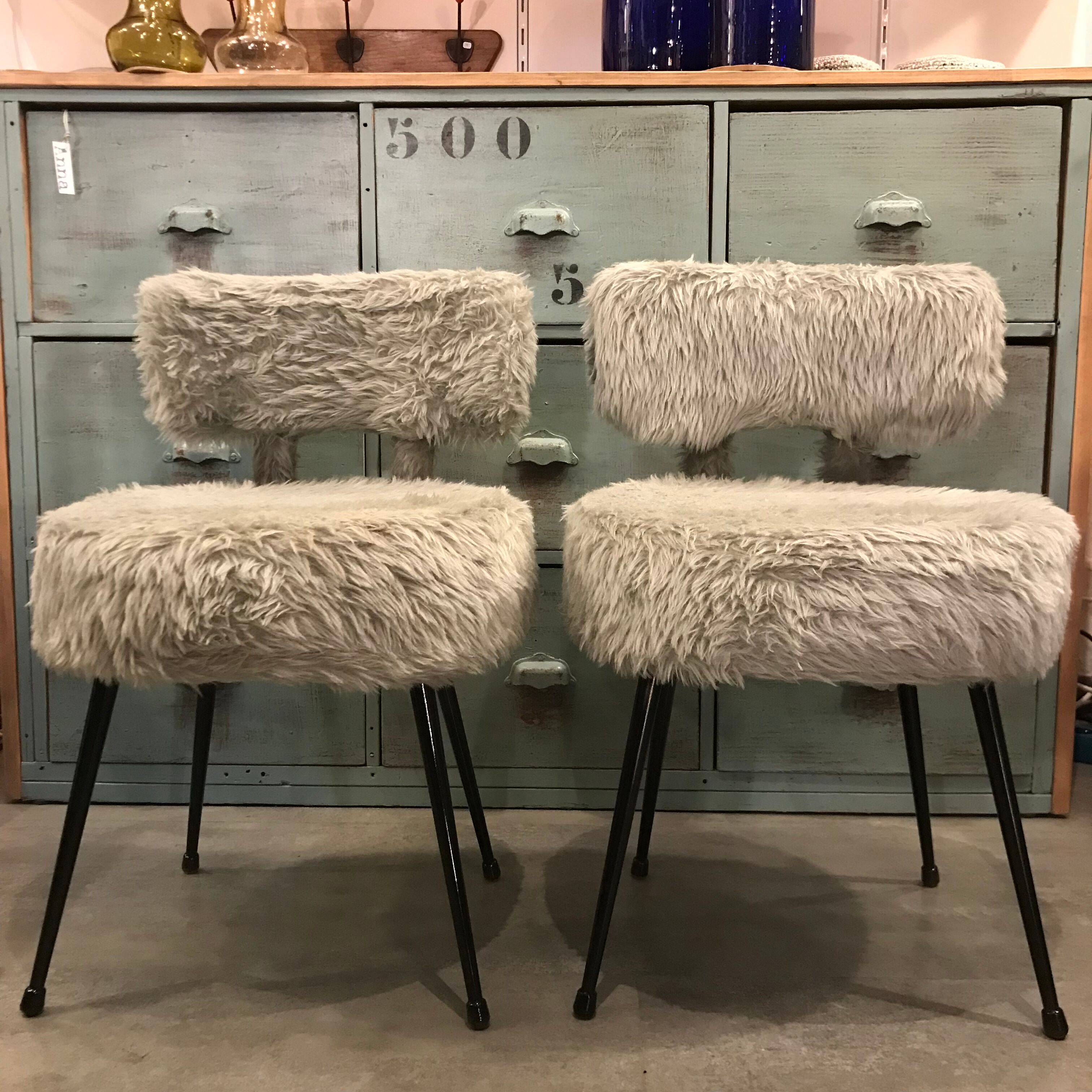 Pair of fluffy chairs