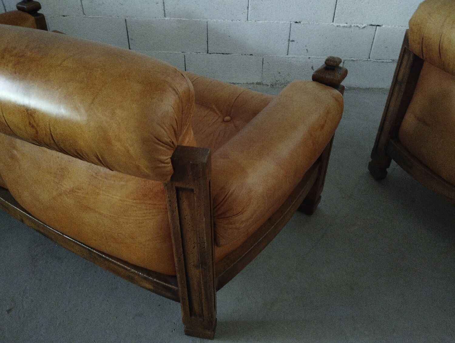 Brutalist leather lounge