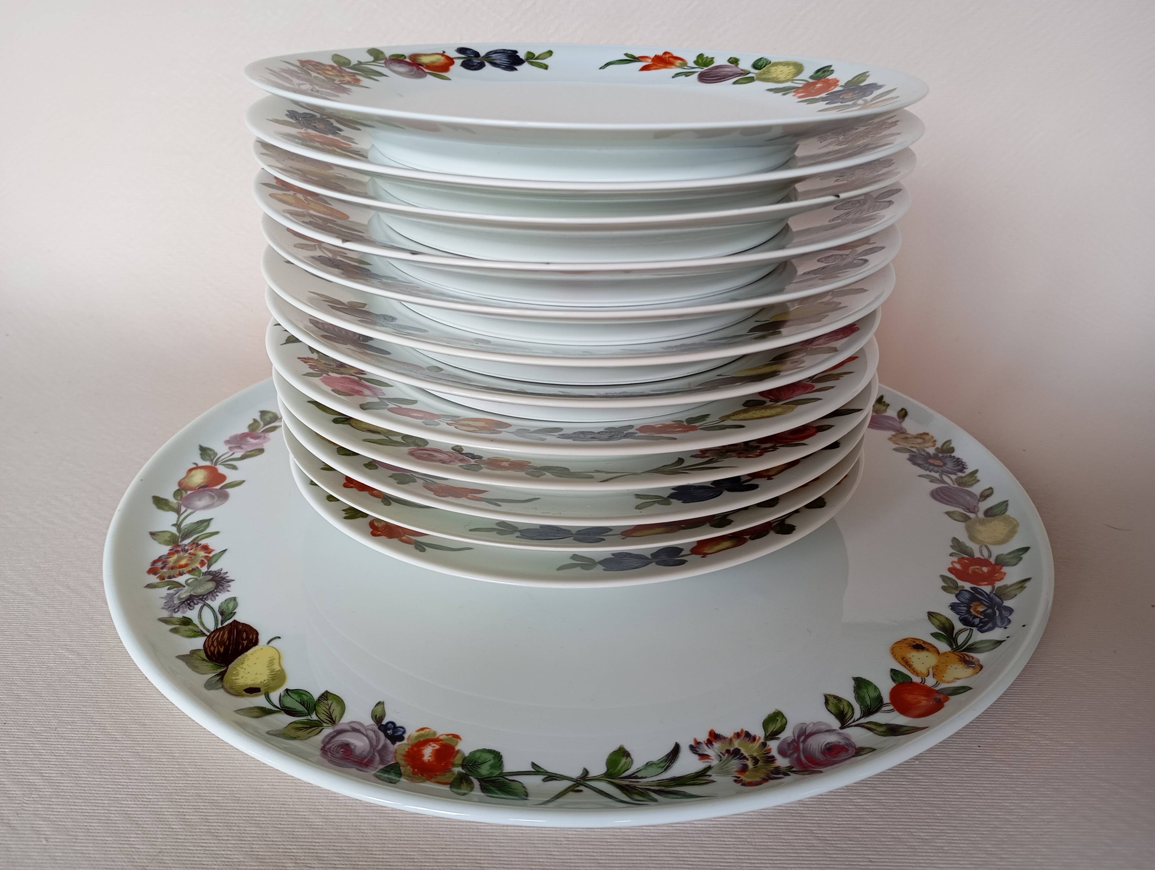 Dish & 12 dessert plates Porcelain of Paris "The Four Seasons"