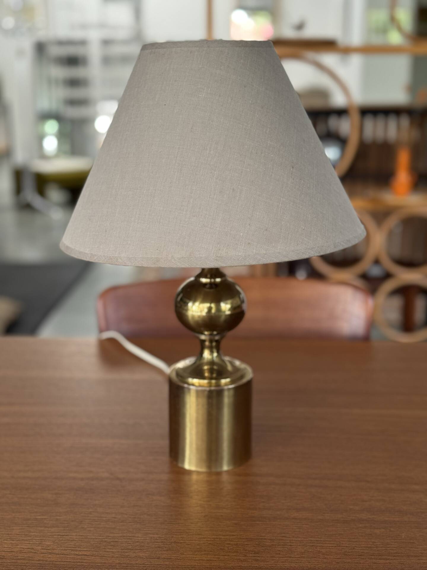 Lampe à poser en laiton