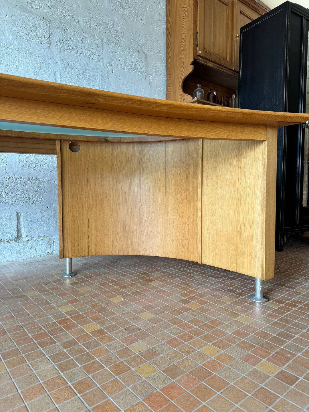 Large desk design in oak and smoked glass - 1990s