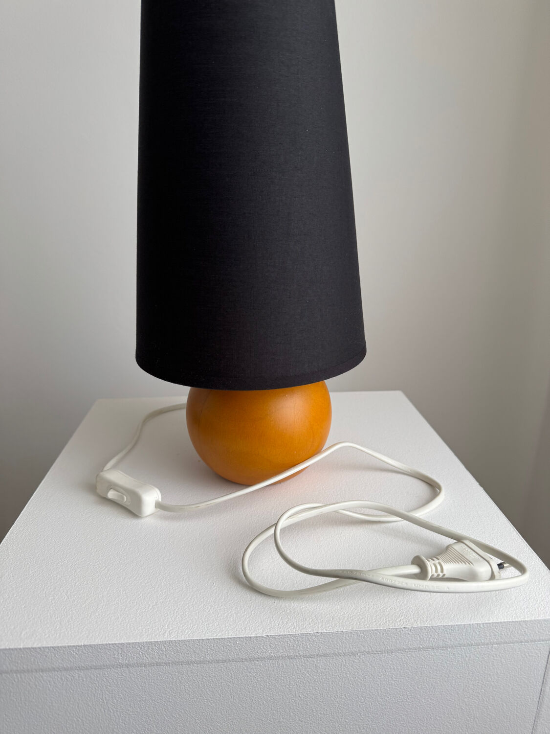 Lampe de table en teck vintage de style mid-century modern