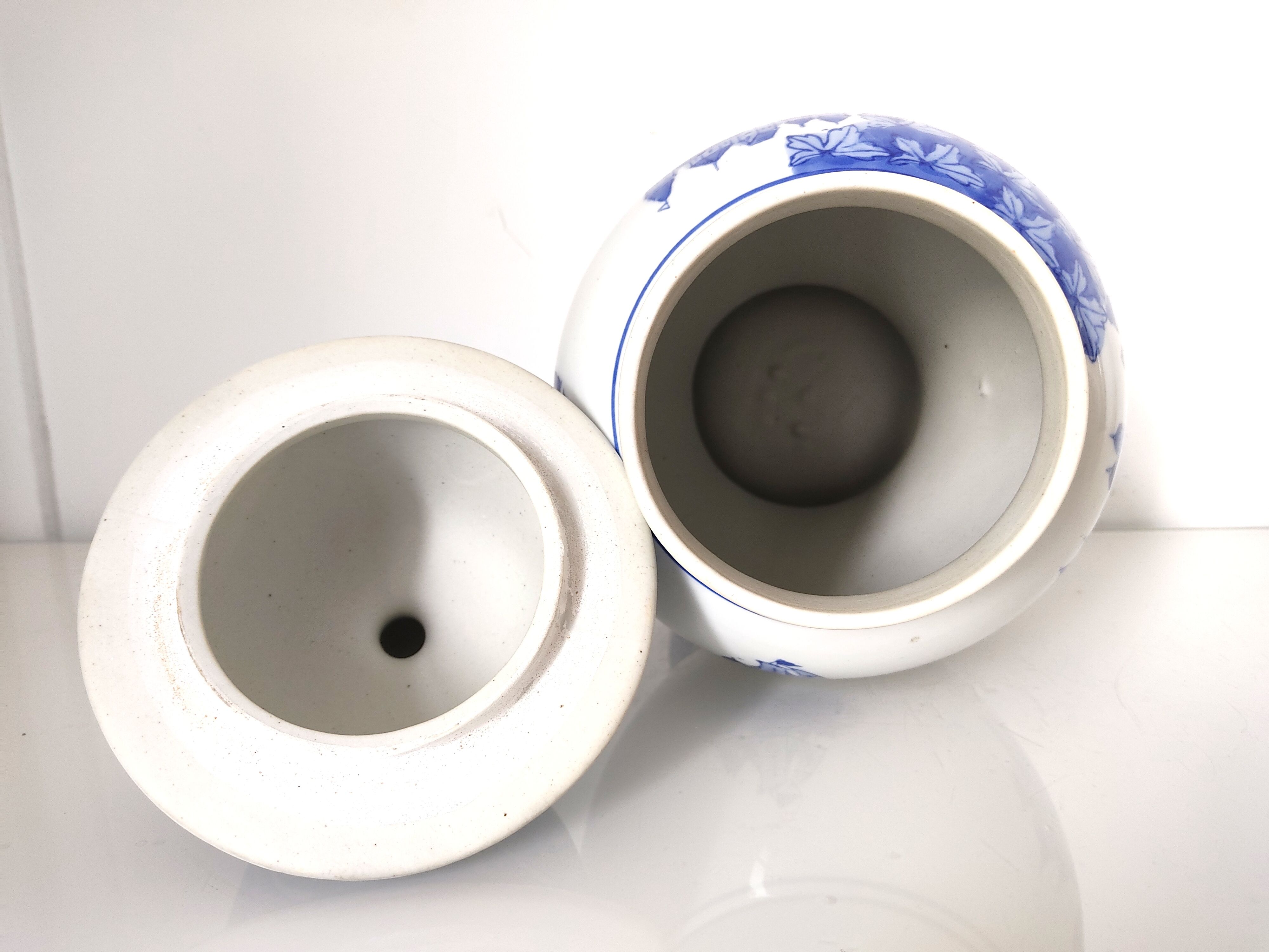 Chinese porcelain vase