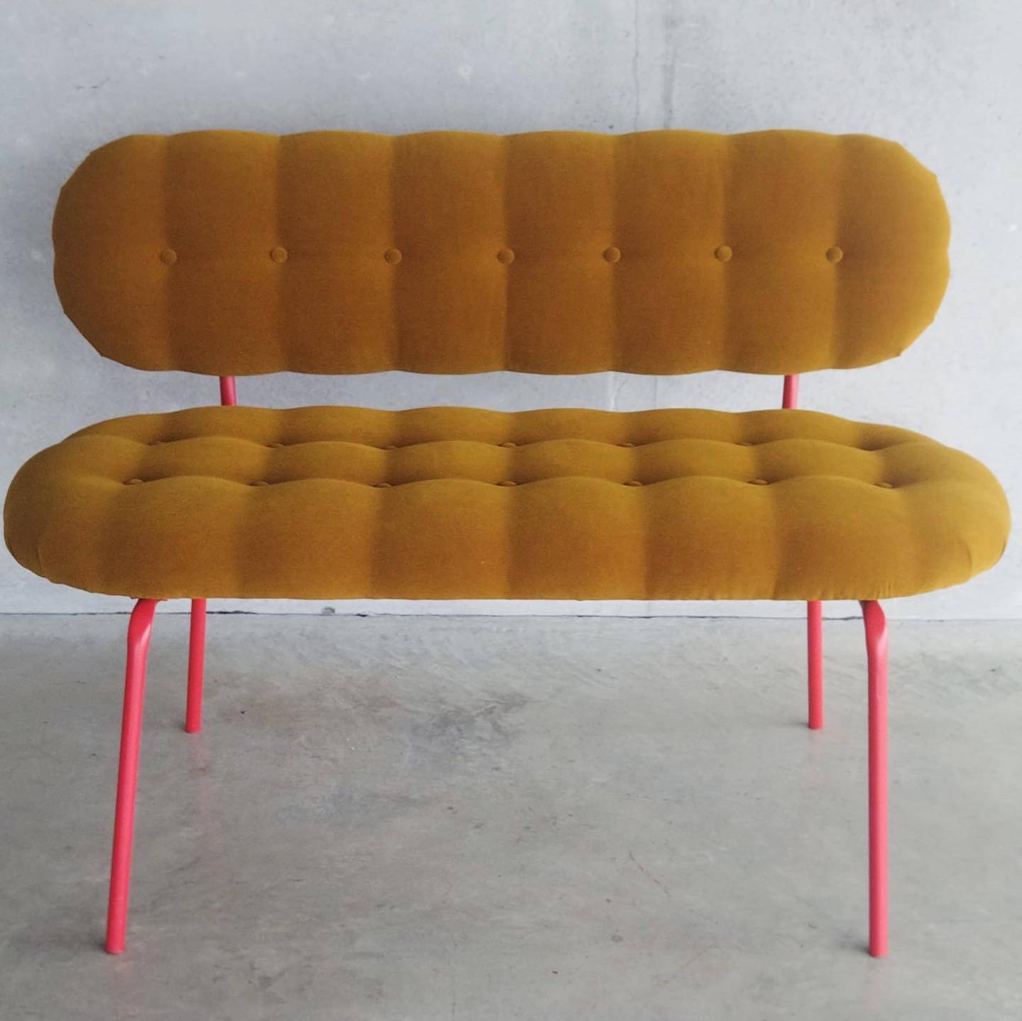 Velvet bench