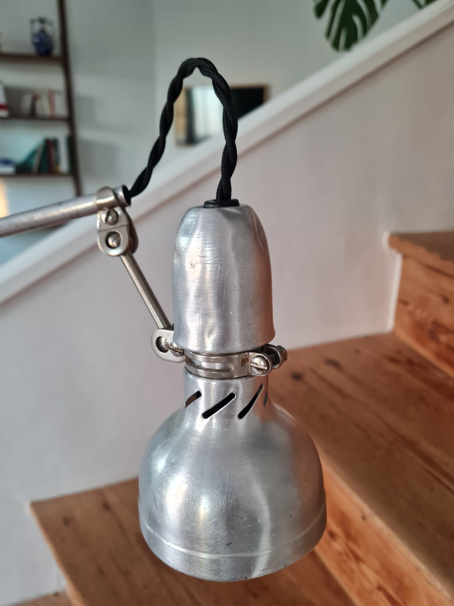 Lumina workshop lamp