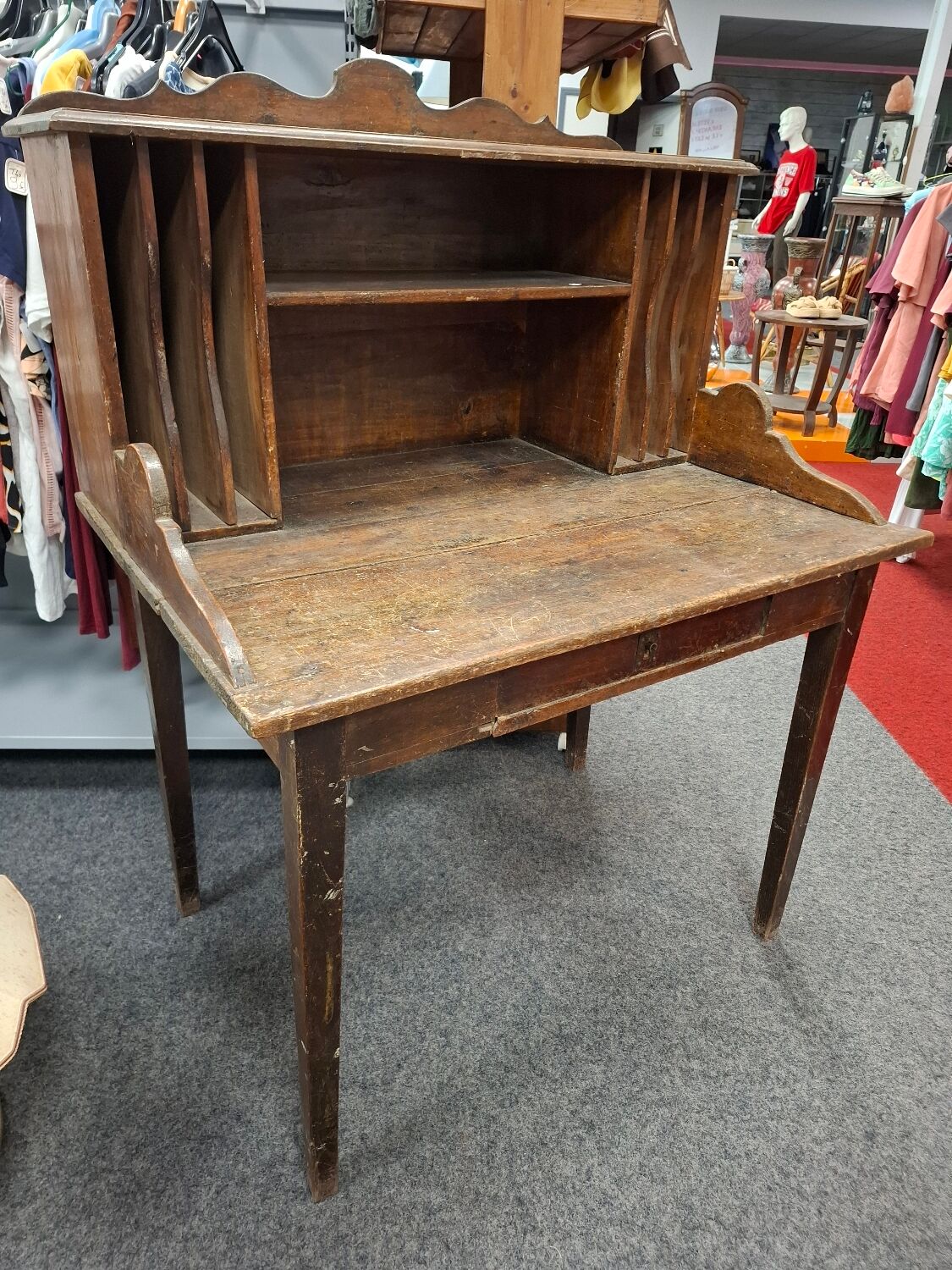 White wood desk