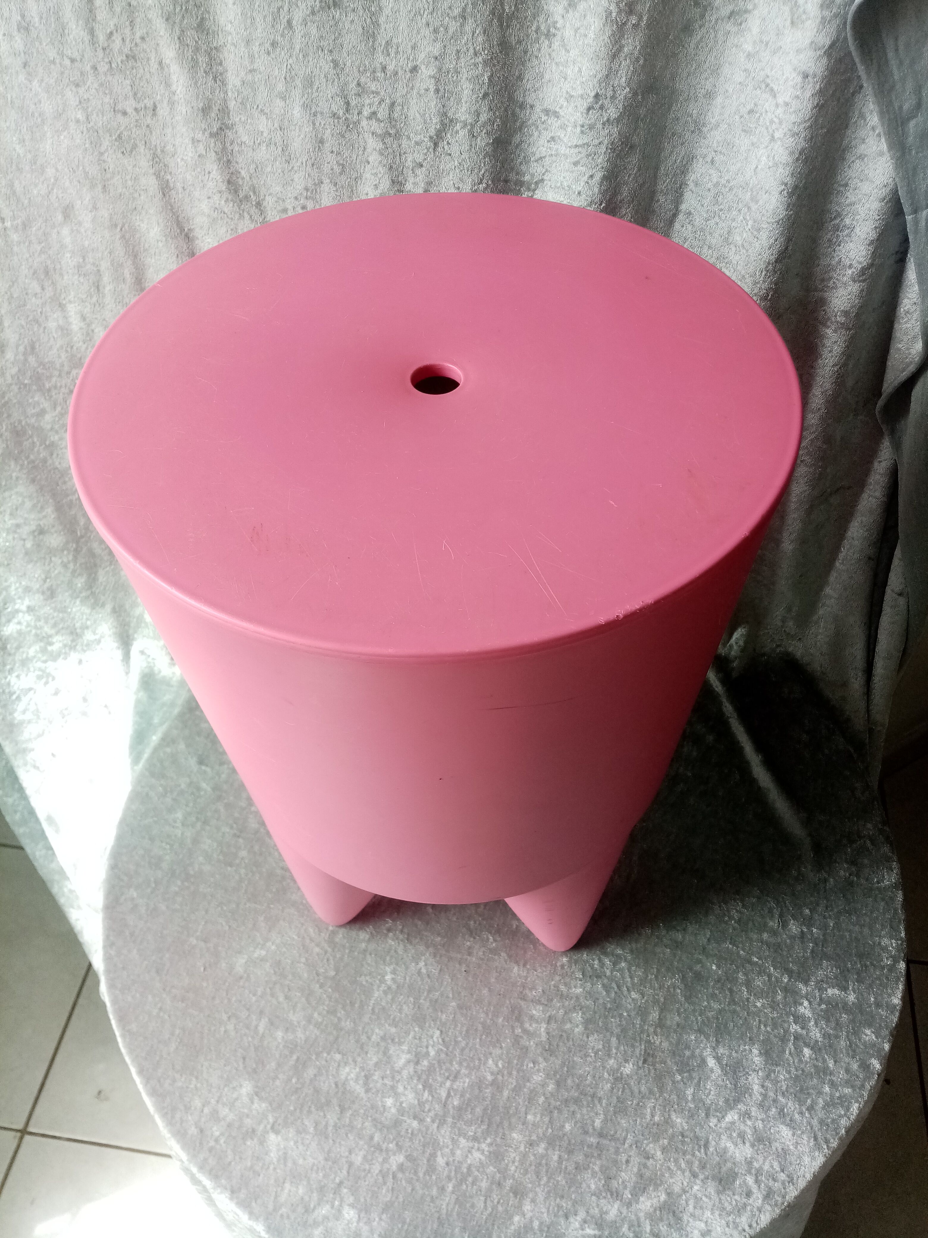Stool model bubu pink by Philippe Starck, 1980