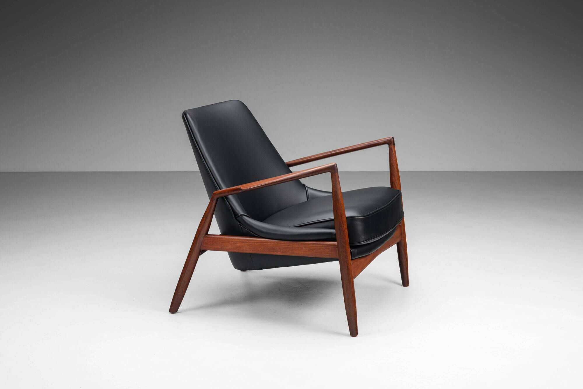 Ib Kofod Larsen ‘Seal’ lounge chair for OPE Möbler Sweden