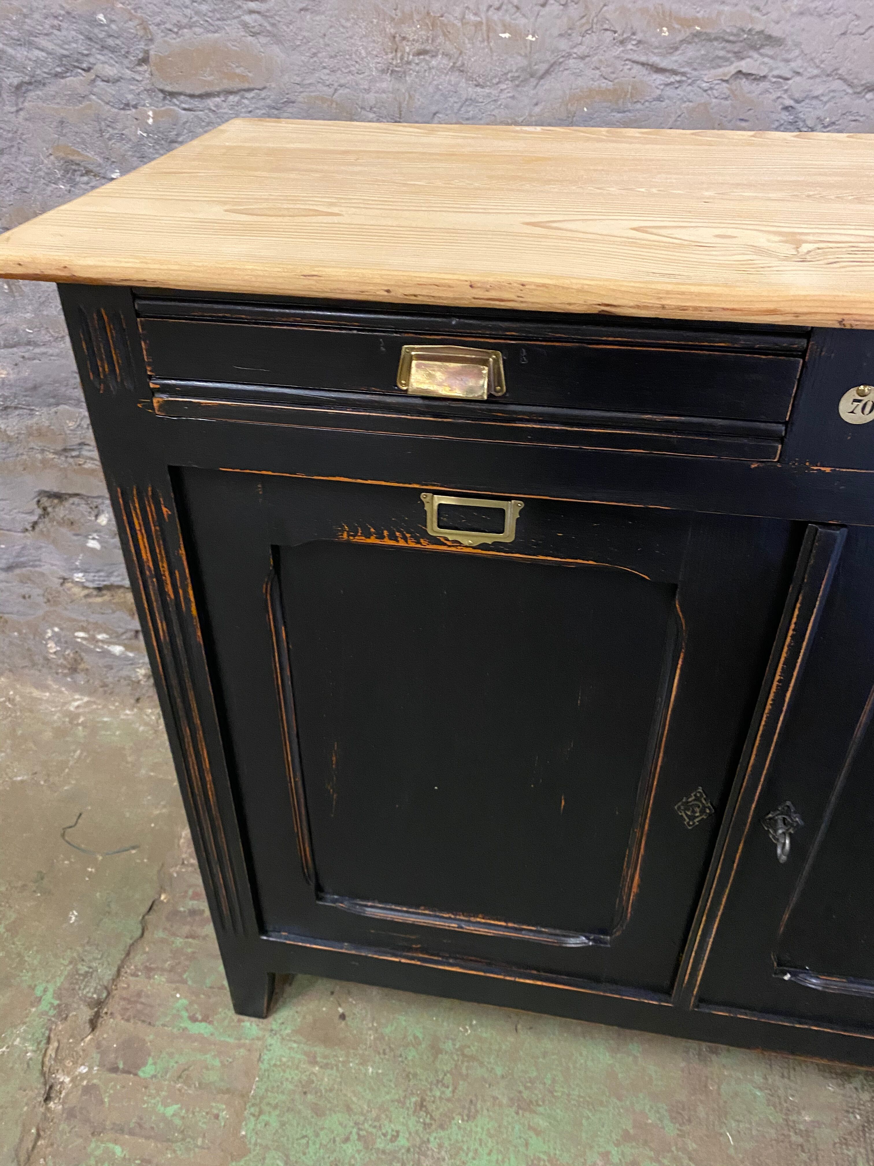 Former parisian black patina side board