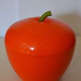 Apple orange bucket ice - 70 years