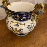 Médicis vase with chimeras in Gien earthenware, 19th century.