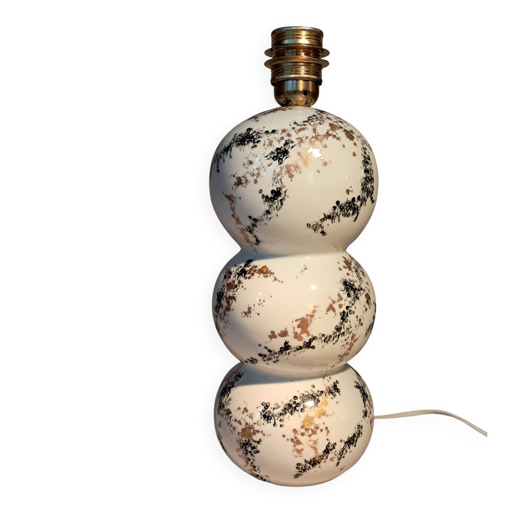 Fine porcelain lamp painted and gilded with fine gold. Laure Selignac, Paris.