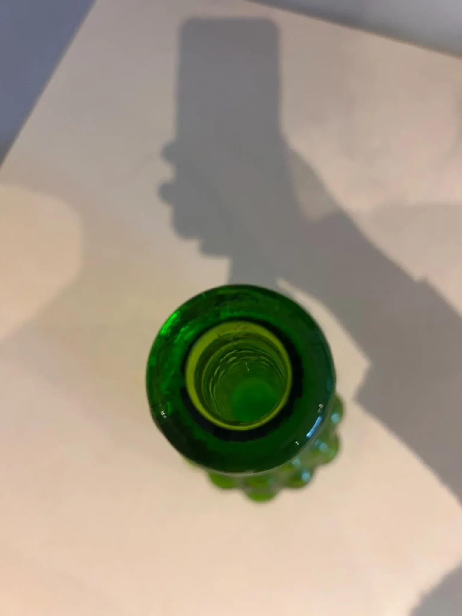 Vase soliflore " Génie Bottle" à bulles en verre vert Empoli