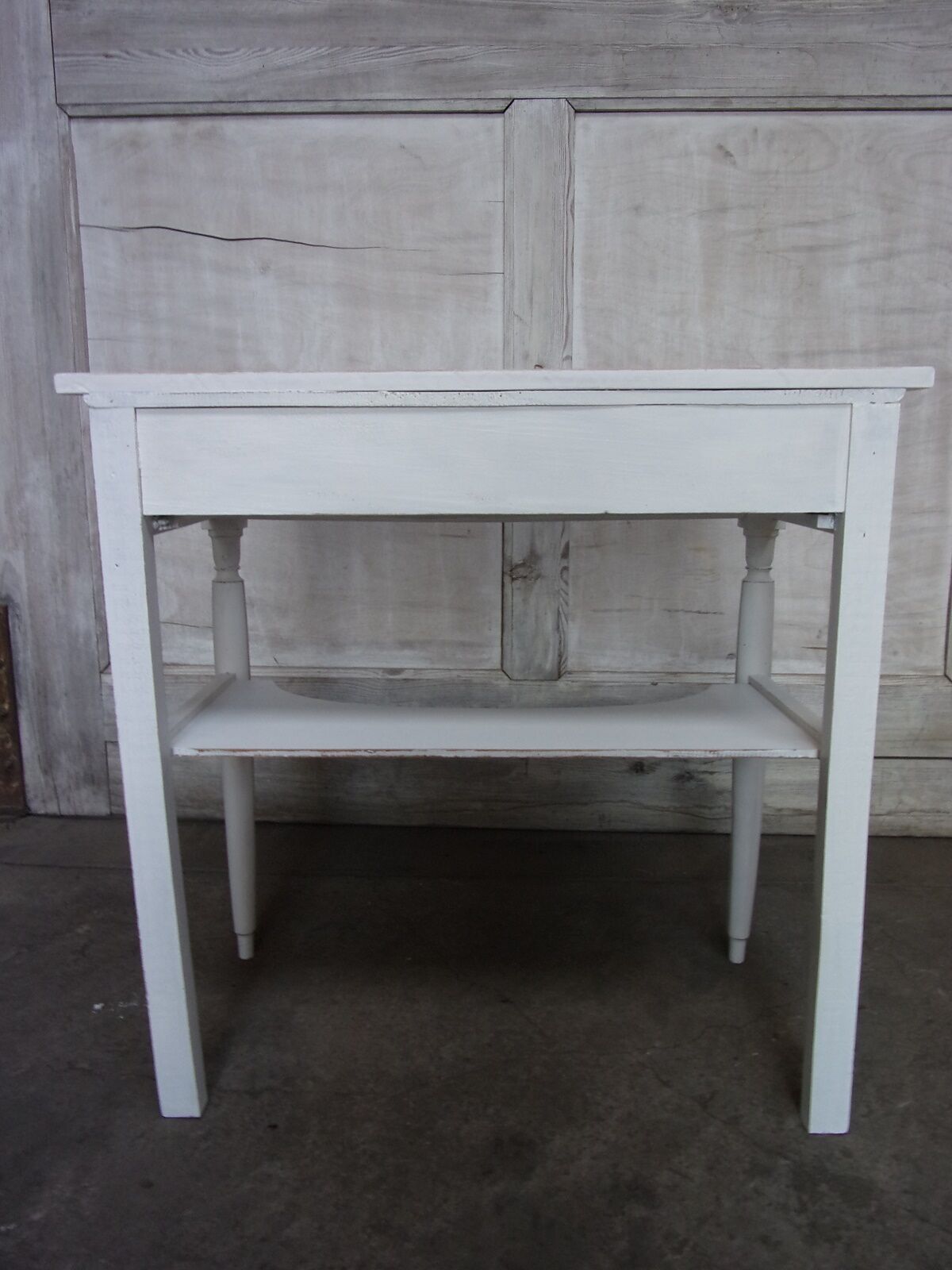 White white chic country style console