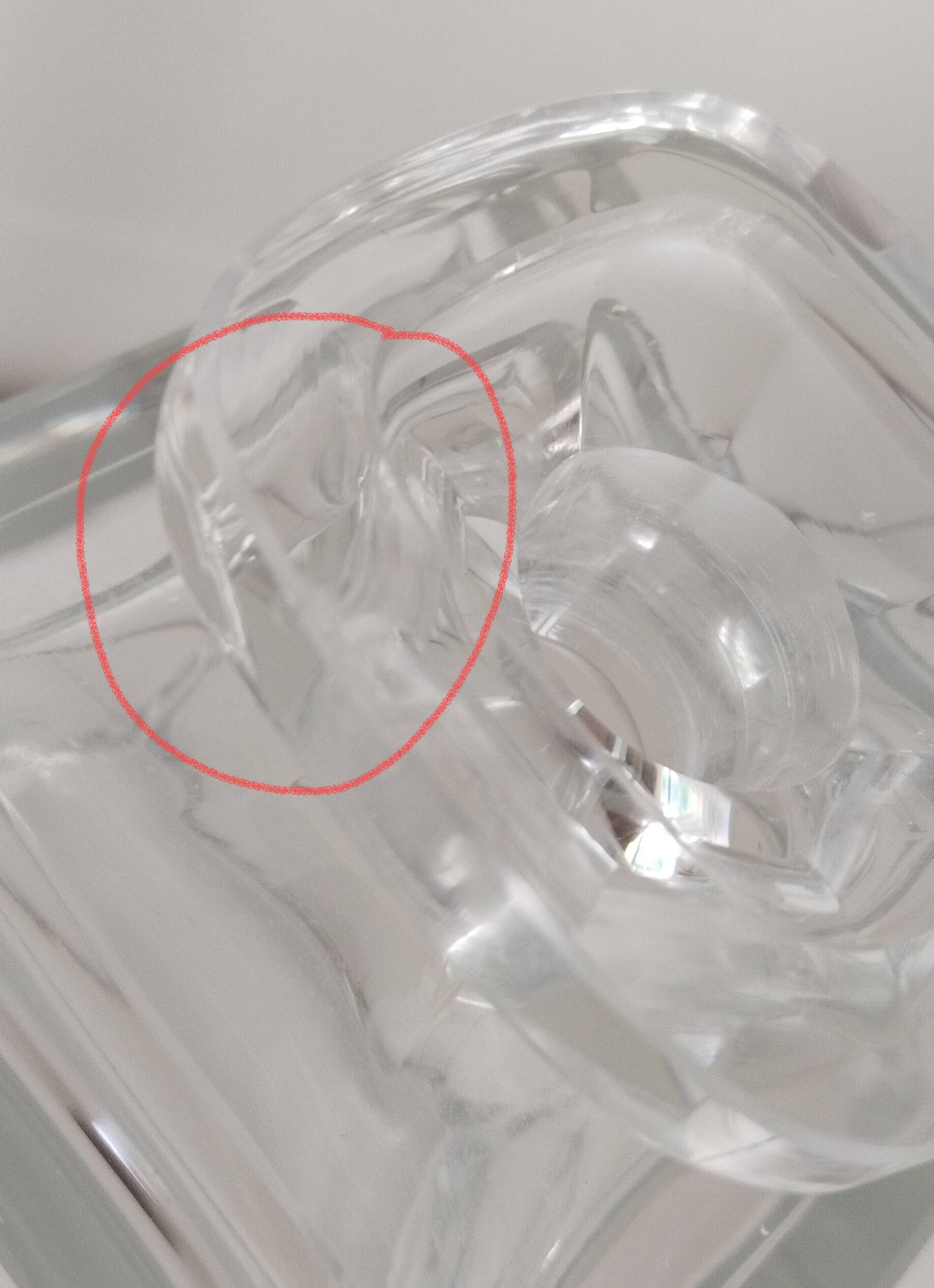 Crystal liqueur and whiskey decanter