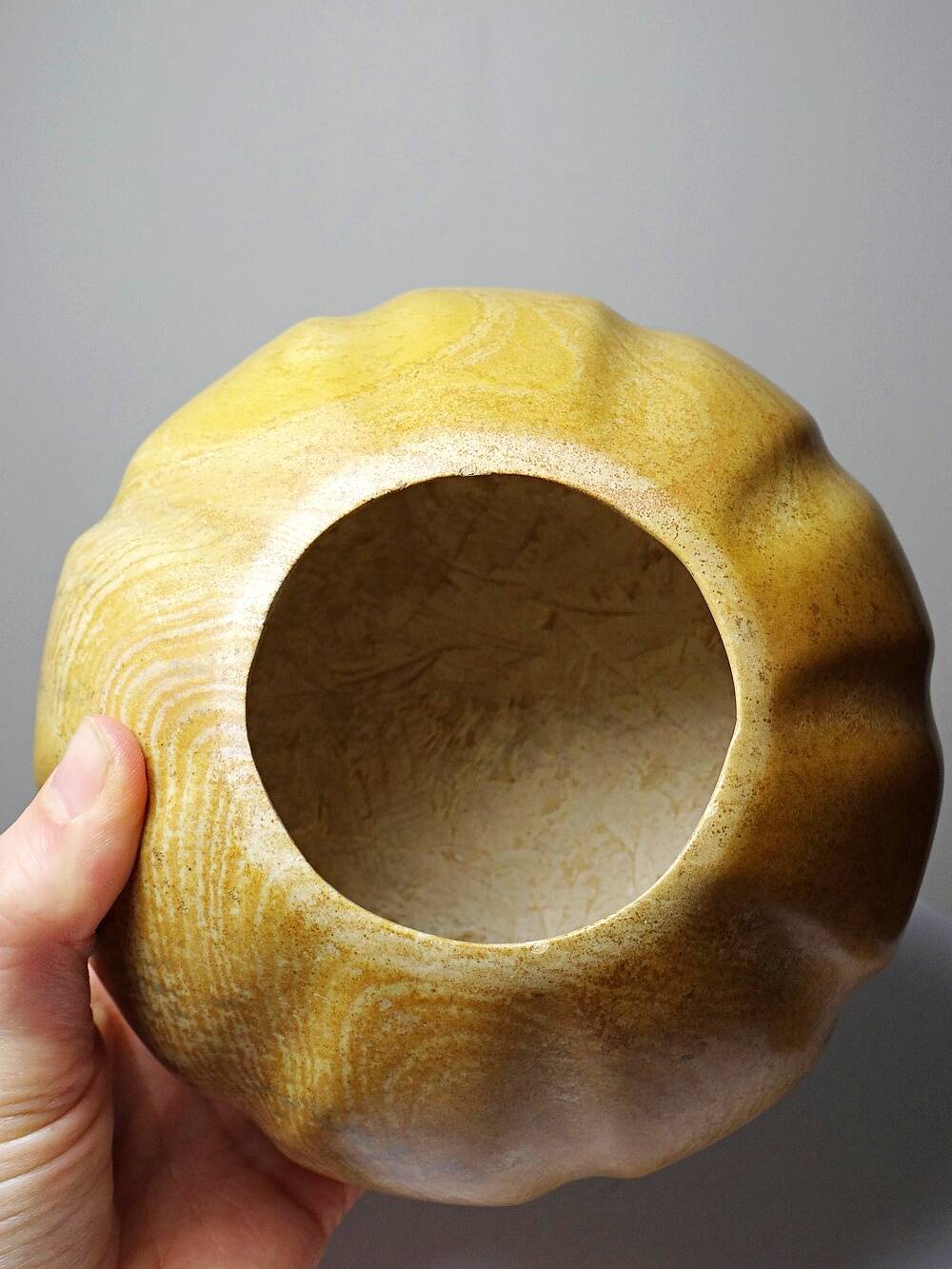 Vintage carved and polished stone box, pumpkin vintage craft 1980-1990