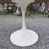 Tulip foot table from the 70s, 120cms in diameter