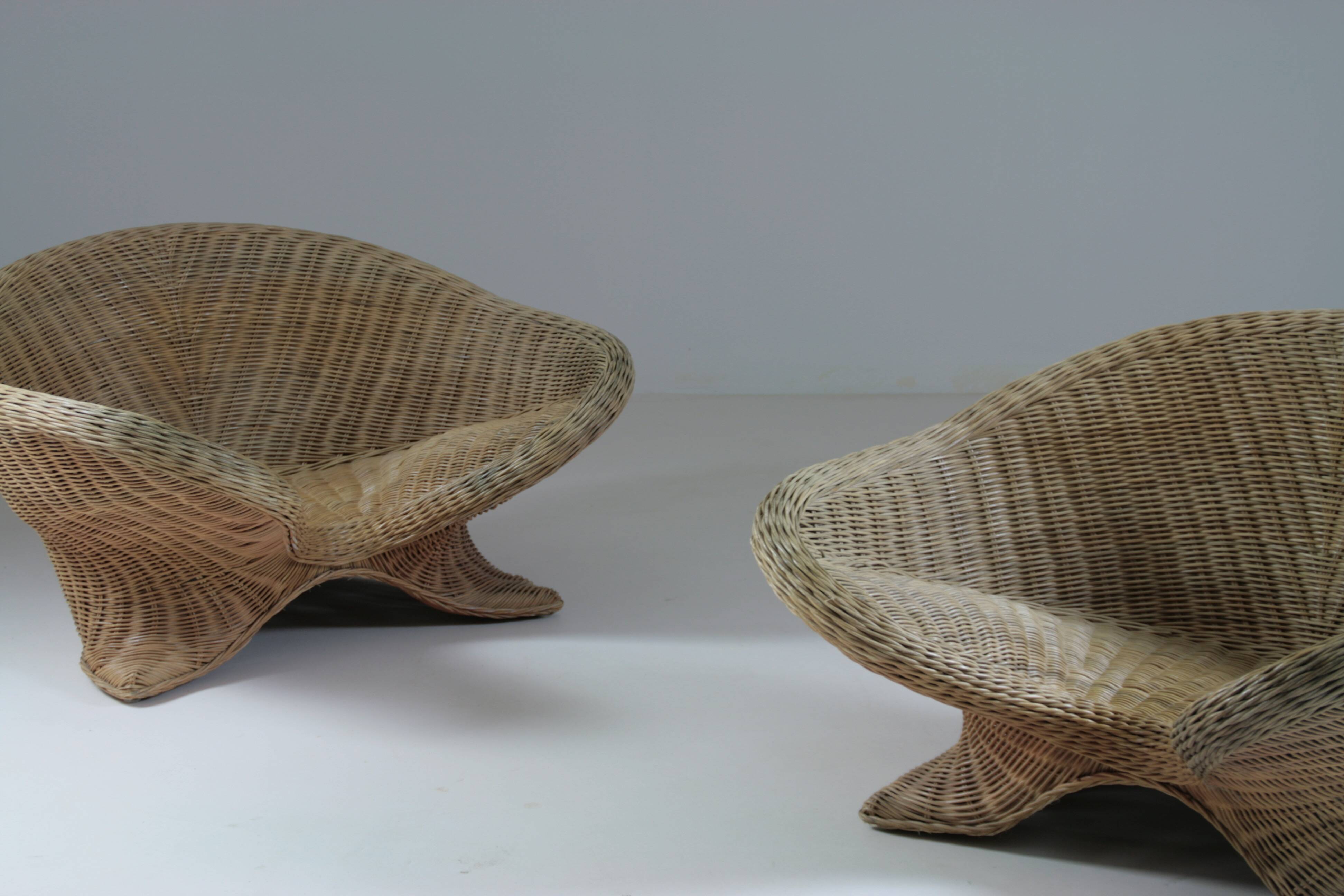 Paire de fauteuils lotus en rotin, 1970s