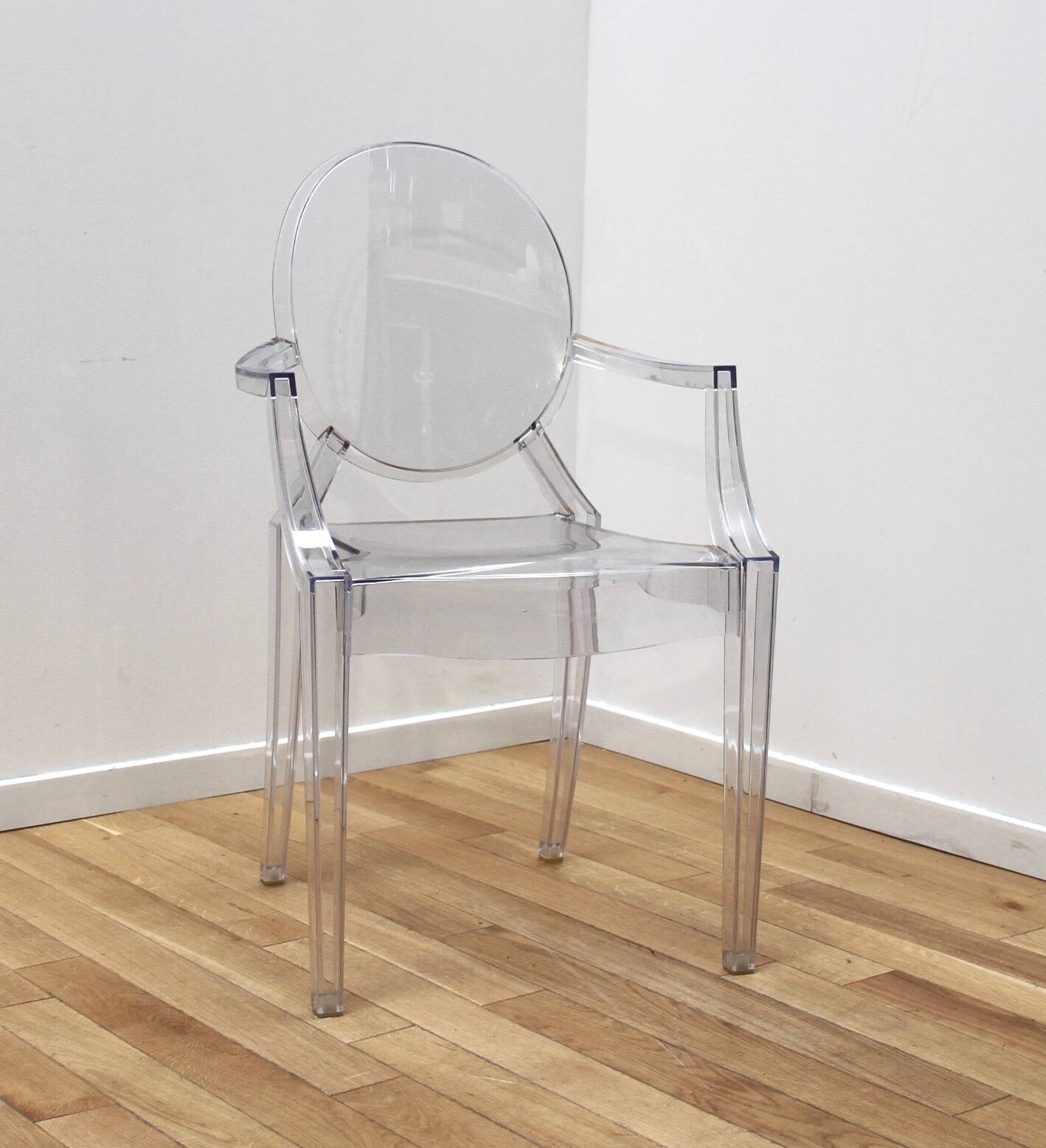 Pair of Louis Ghost chairs, Philippe Starck