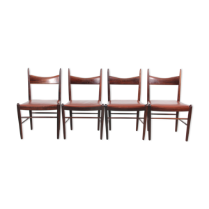 Suite de 4 chaises scandinaves