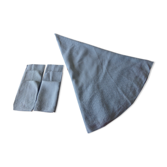 Round linen tablecloth and its 6 towels