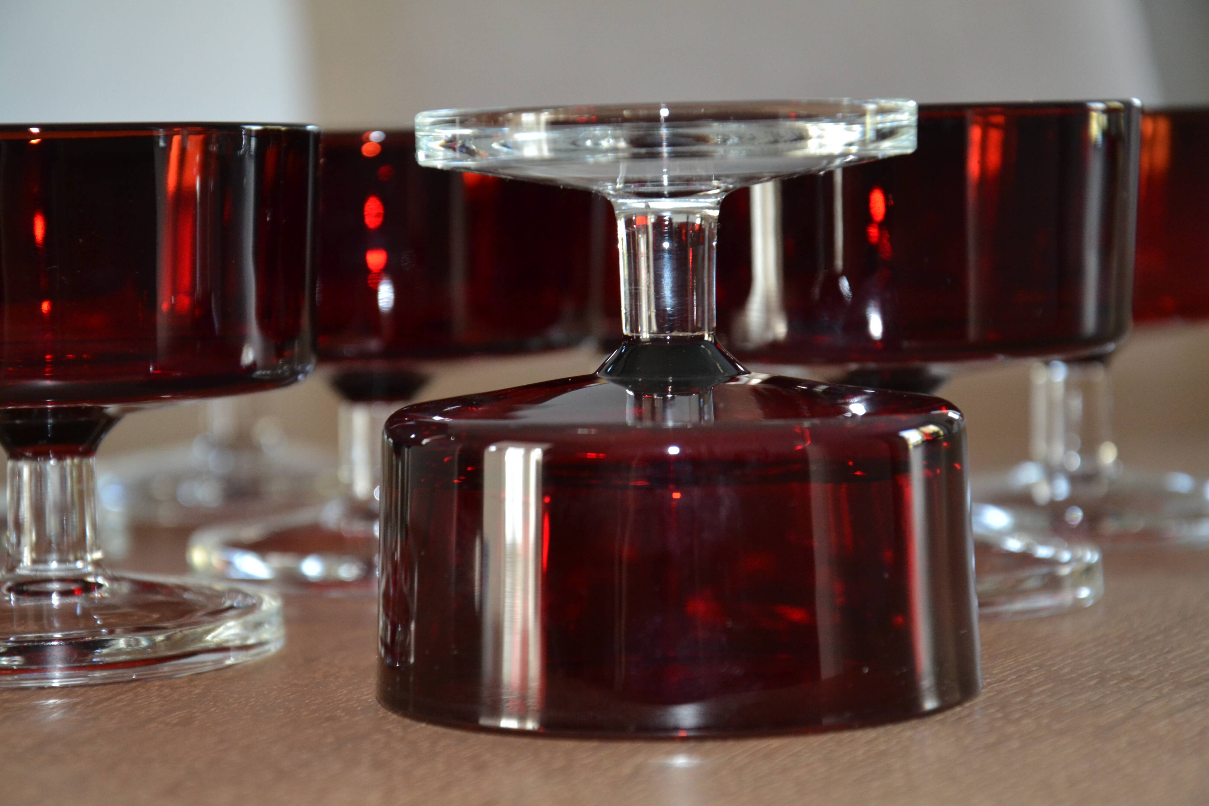 9 champagne glasses Model Sweden Luminarc