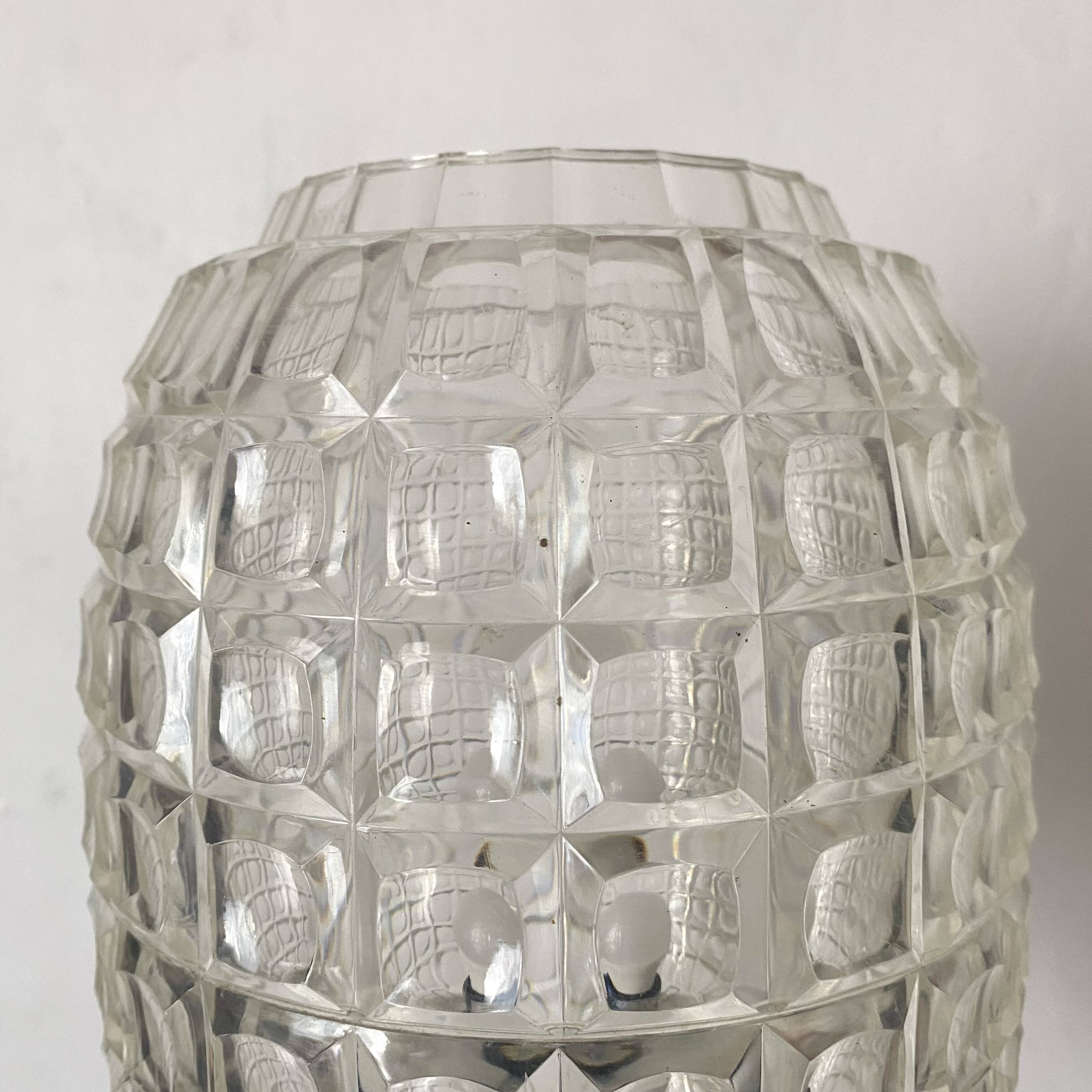 Vintage mood lamp to table