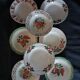 8 assiettes creuses anciennes dépareillées 