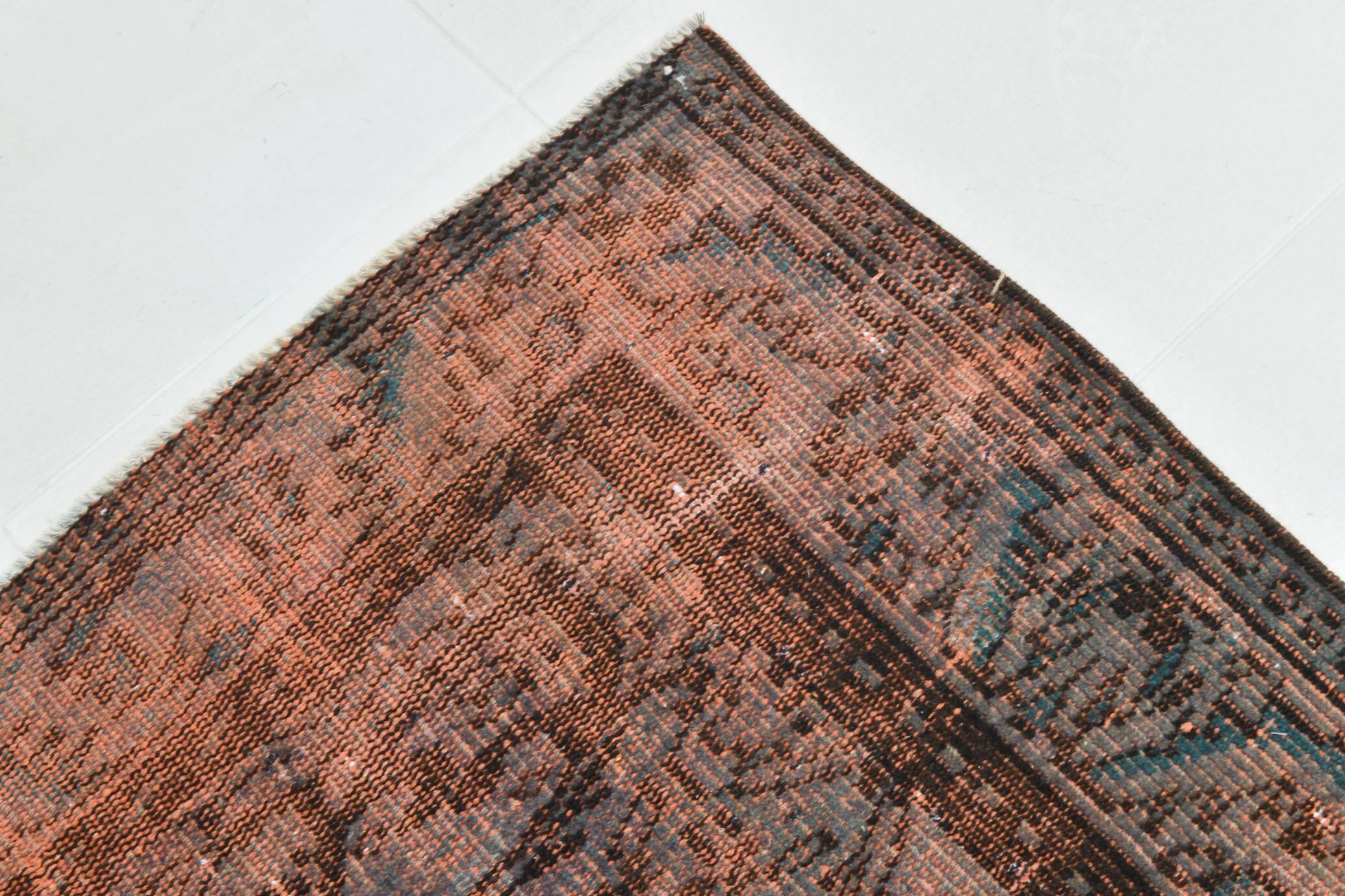 Tapis turc vintage classique en laine terracotta