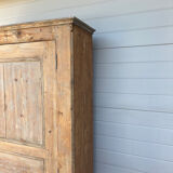 Parisian wardrobe/hosiery