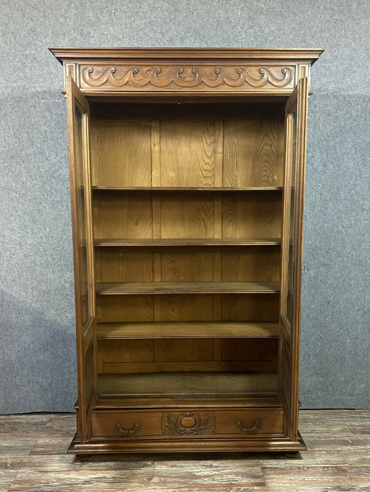 Gothic Renaissance library in solid walnut with columns around 1850