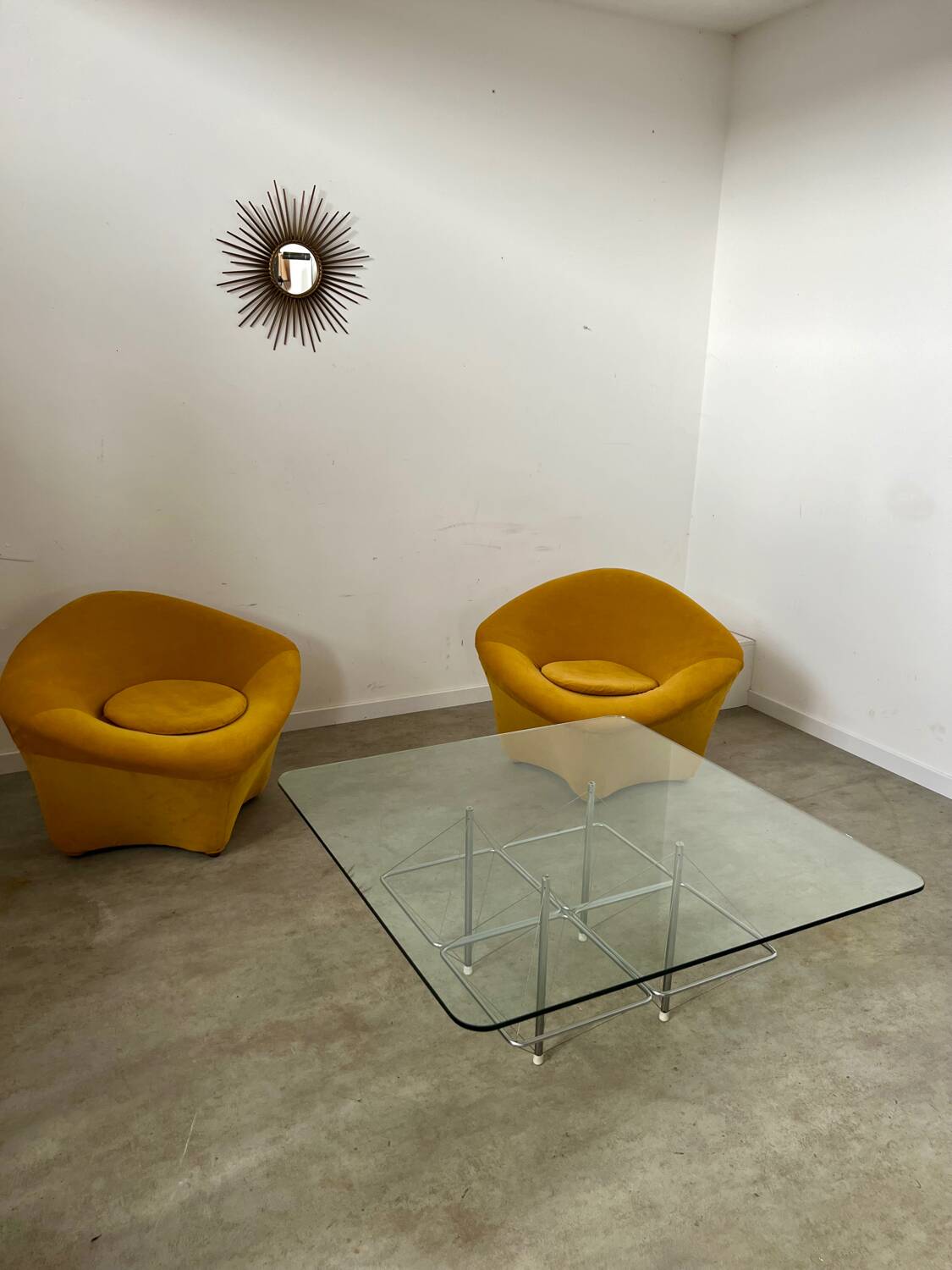 Old Italian design architectural coffee table from the 70s vintage glass and metal