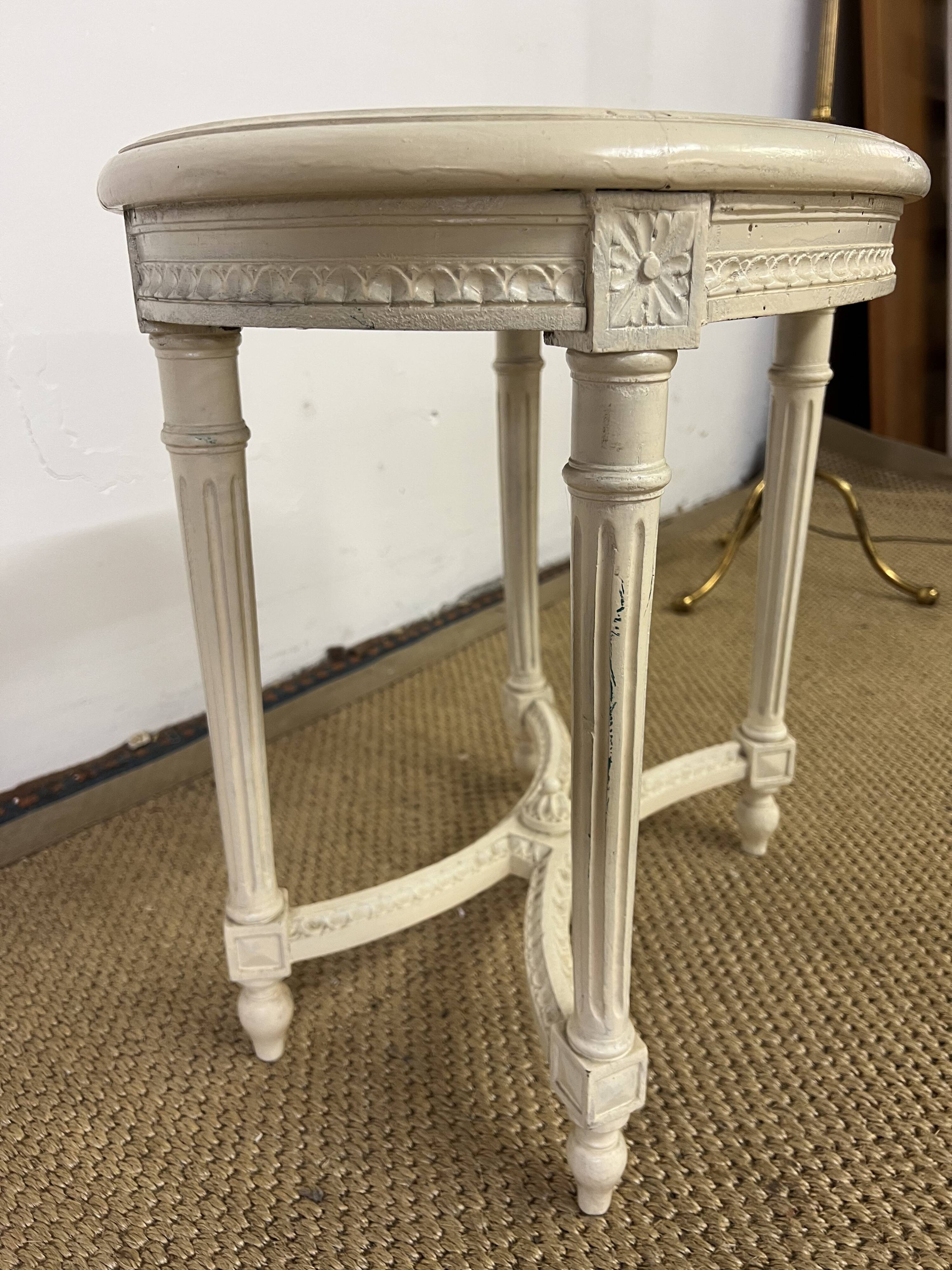 Louis XVI style piano stool / pedestal table